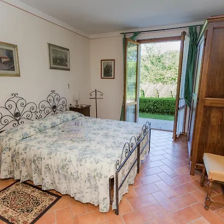 Borgo Caiano Country Inn *
