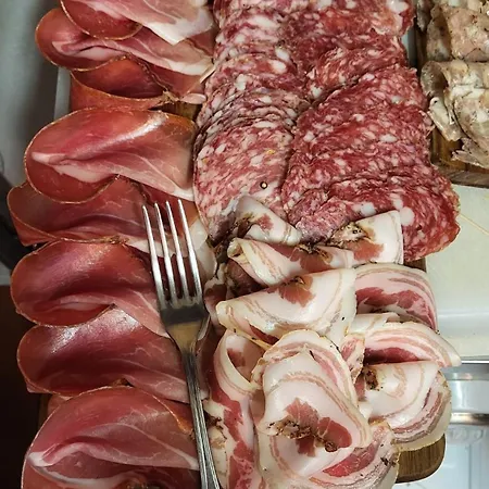 Borgo Caiano Country Inn *