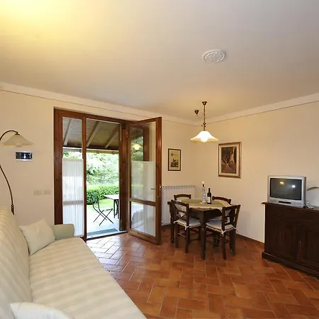 Borgo Caiano Country Inn Farm stay *